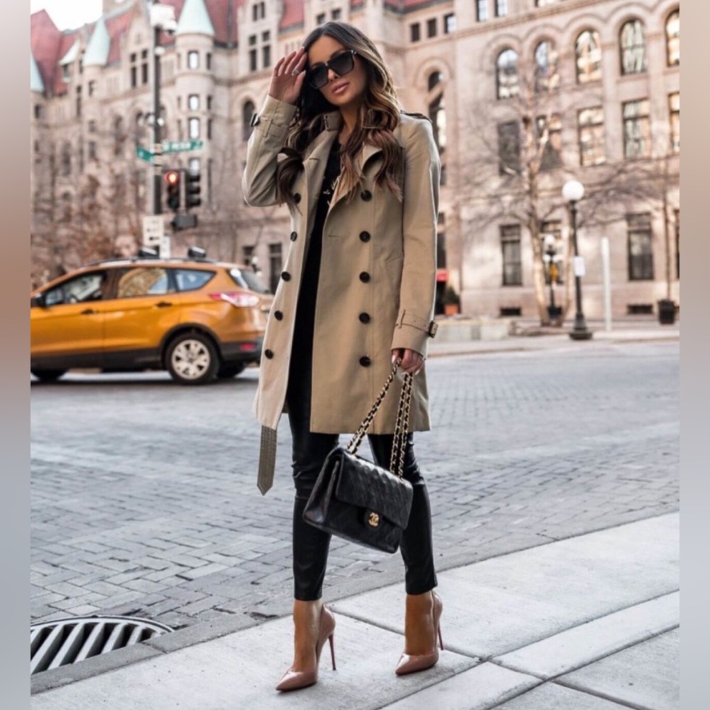 Burberry Sandringham Trench